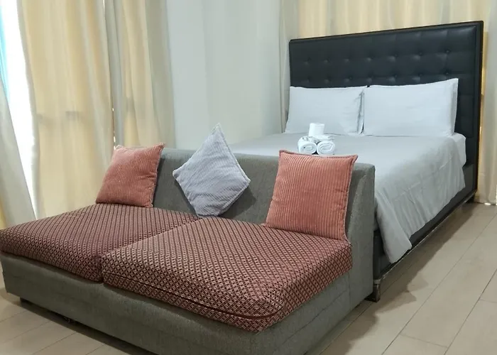 Apartamento Near Infront Naia 1,2,3 And 4 *